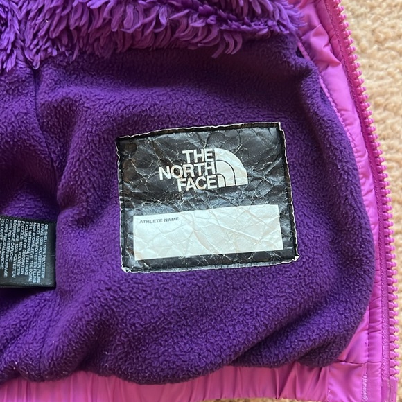 Used Toddler North Face Moondoggy Jacket 2T - Picture 11 of 12